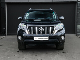 2013 Toyota Land Cruiser Prado 5-speed 150 Series Рестайлинг 1, чёрный, 2720000 рублей, вид 2