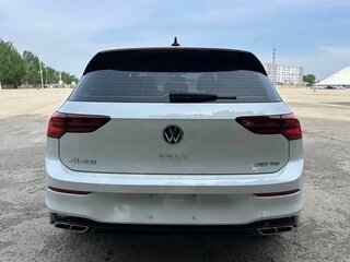 2023 Volkswagen Golf VIII, белый, 2200025 рублей, вид 5