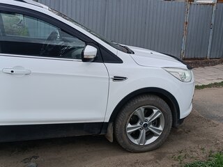 2013 Ford Kuga II, белый, 1150000 рублей, вид 4