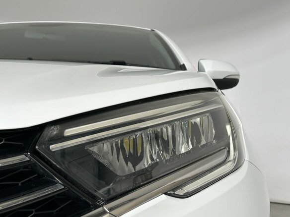2024 Lada (ВАЗ) Vesta I Рестайлинг (NG), белый, 1225000 рублей - вид 12