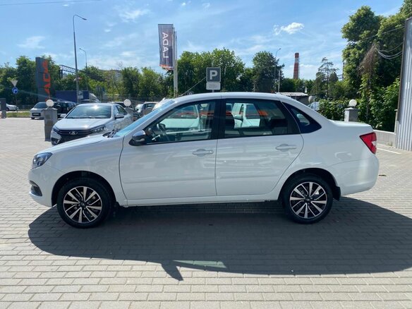2026 Lada (ВАЗ) Granta I Рестайлинг, белый, 1285000 рублей - вид 10