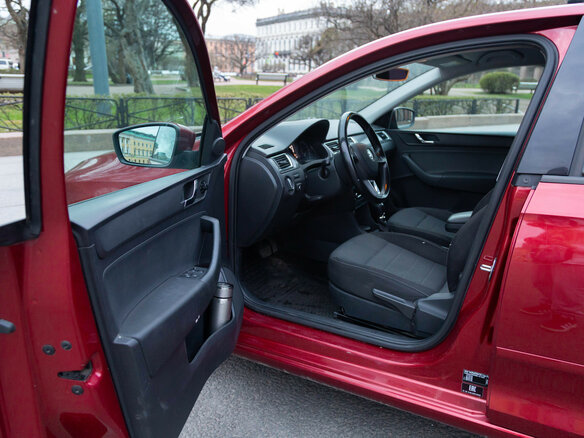 2016 Skoda Rapid I, красный, 900000 рублей - вид 8