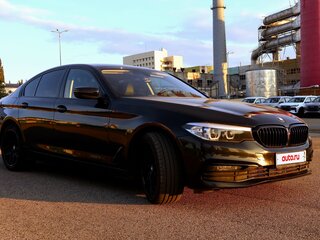 2020 BMW 5 серии 520d VII (G30/G31/G38), чёрный, 2900000 рублей, вид 2