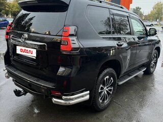 2021 Toyota Land Cruiser Prado 150 Series Рестайлинг 3, чёрный, 7500000 рублей, вид 4