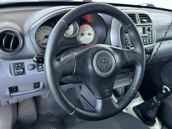 2001 Toyota RAV4 II (XA20), синий - вид 13