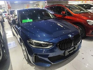 2022 BMW 1 серии 120i III (F52) Рестайлинг, синий, 1650000 рублей, вид 1
