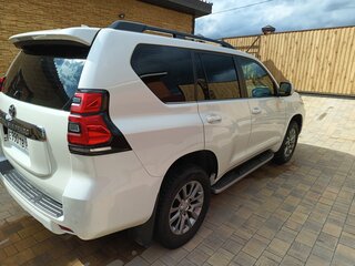2019 Toyota Land Cruiser Prado 150 Series Рестайлинг 2, белый, 5500000 рублей, вид 5