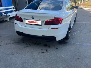 2013 BMW 5 серии 528i xDrive VI (F10/F11/F07) Рестайлинг, белый, 2555555 рублей, вид 4