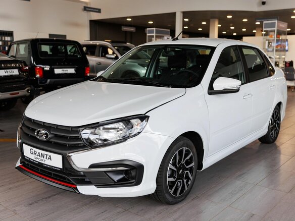 2026 Lada (ВАЗ) Granta Drive Active/Sportline Sportline I Рестайлинг, белый, 1369000 рублей