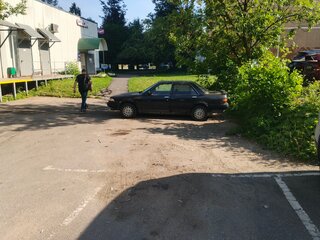 1991 Toyota Carina V (T170), чёрный, 140000 рублей, вид 3
