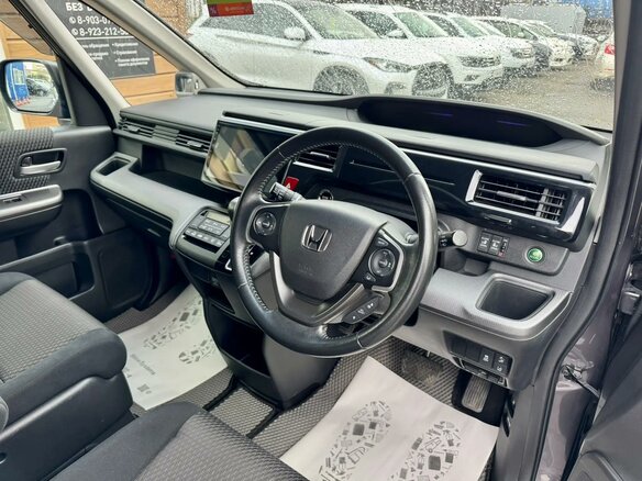 2015 Honda Stepwgn V, серый - вид 6