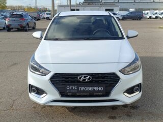 2019 Hyundai Solaris II, белый, 1490000 рублей, вид 2