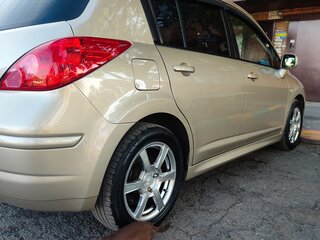 2012 Nissan Tiida I Рестайлинг, бежевый, 865000 рублей, вид 5