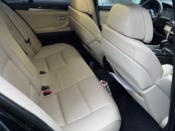 2010 BMW 5 серии 525d VI (F10/F11/F07), чёрный, 1800000 рублей - вид 19