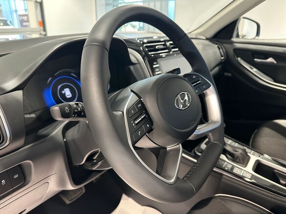 2025 Solaris HC, чёрный, 3640000 рублей - вид 6