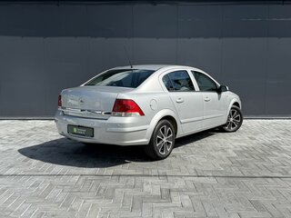 2008 Opel Astra H Рестайлинг, серебристый, 575000 рублей, вид 2