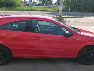 2008 Opel Astra GTC H Рестайлинг, красный, 390000 рублей, вид 4