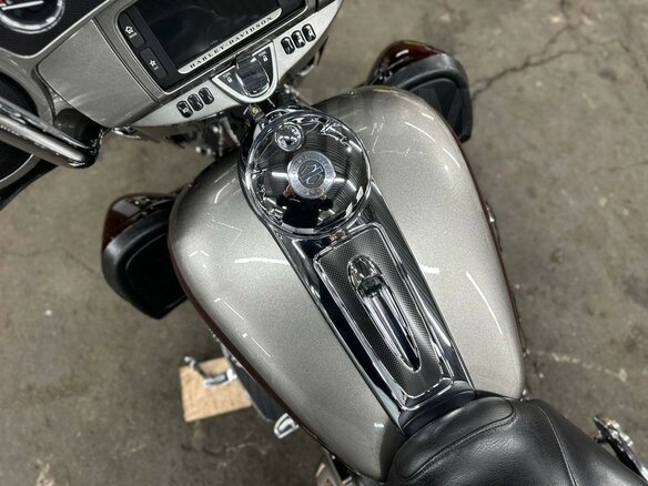 2014 Harley-Davidson Electra Glide, пурпурный, 1640000 рублей - вид 11