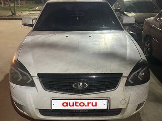 2013 Lada (ВАЗ) Priora I Рестайлинг, белый, 350000 рублей, вид 1
