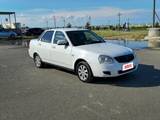 2015 Lada (ВАЗ) Priora I Рестайлинг, белый, 560000 рублей, вид 2