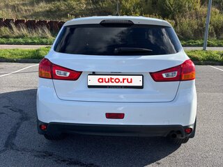 2012 Mitsubishi ASX I Рестайлинг, белый, 850000 рублей, вид 5