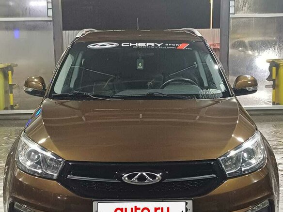 2017 Chery Tiggo 3 I, коричневый, 700000 рублей - вид 2