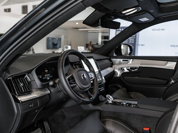 2026 Volvo XC90 B5 II Рестайлинг 2, синий, 12550000 рублей - вид 7