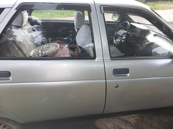2001 Lada (ВАЗ) 2112, серебристый, 200000 рублей - вид 10