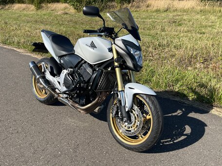 2013 Honda CB 600F Hornet, белый, 650000 рублей, вид 2