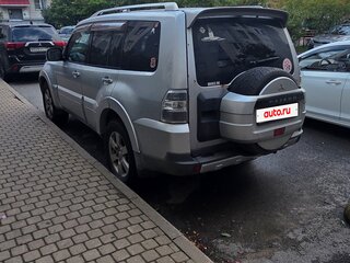 2007 Mitsubishi Pajero IV, серебристый, 990000 рублей, вид 2