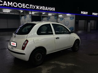 2006 Nissan Micra III (K12), белый, 290000 рублей, вид 3