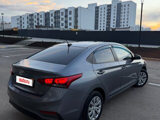 2017 Hyundai Solaris II, серый, 1070000 рублей, вид 5