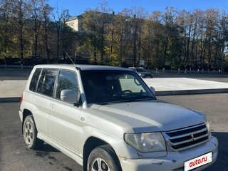 2003 Mitsubishi Pajero iO, белый, 599000 рублей, вид 1