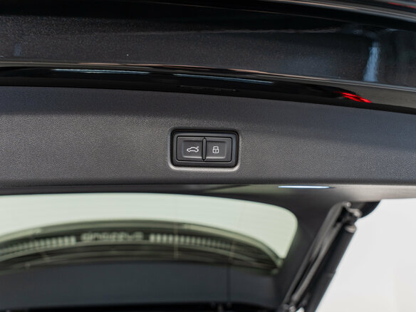 2026 Audi Q5 L III (GU), чёрный, 6490000 рублей - вид 22