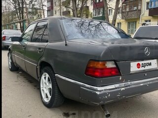 1985 Mercedes-Benz W124 230, серый, 148000 рублей, вид 4