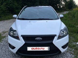 2010 Ford Focus II Рестайлинг, белый, 550000 рублей, вид 2