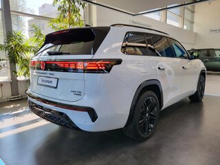 2026 Volkswagen Teramont Pro II (China Market), белый, 6720000 рублей, вид 4