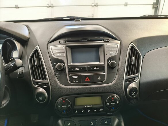 2015 Hyundai ix35 I Рестайлинг, бежевый - вид 11