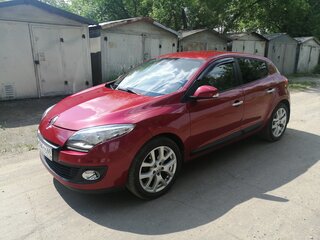 2012 Renault Megane III, красный, 820000 рублей, вид 1