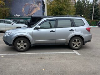 2011 Subaru Forester III Рестайлинг, серебристый, 999999 рублей, вид 5