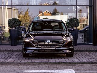 2021 Hyundai Sonata VIII (DN8), чёрный, 2195000 рублей, вид 2
