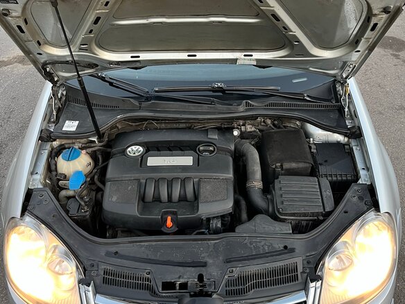 2010 Volkswagen Jetta V, серебристый - вид 6