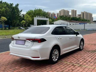 2023 Toyota Corolla Sporty XII (E210) Рестайлинг, белый, 1477700 рублей, вид 4