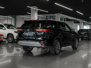 2026 Toyota Highlander IV (XU70), чёрный, 5550000 рублей, вид 4