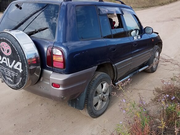 1997 Toyota RAV4 I (XA10), синий, 399000 рублей - вид 2