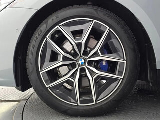 2025 BMW 5 серии 520i VIII (G60/G61/G68), серый, 6780000 рублей, вид 5