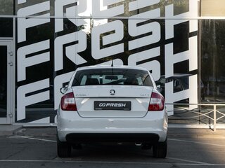 2014 Skoda Rapid I, белый, 998100 рублей, вид 4