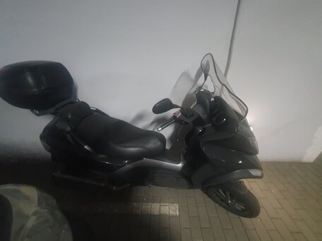 2008 Piaggio MP3, чёрный, 350000 рублей, вид 5