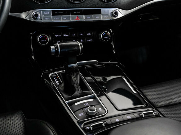 2019 Kia Stinger I, белый, 2099000 рублей - вид 17