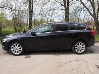 2013 Volvo V60 I Рестайлинг, чёрный, 1590000 рублей, вид 5
